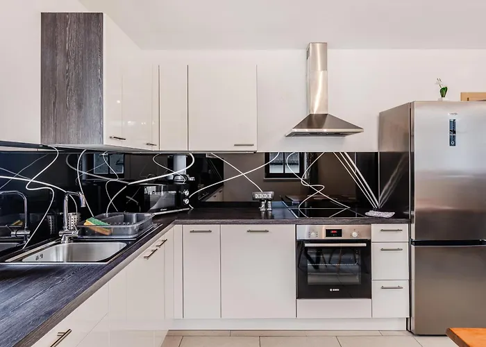 דירה Hosnar, Misc