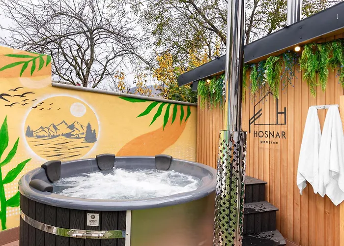 דירה Hosnar, Misc בובק